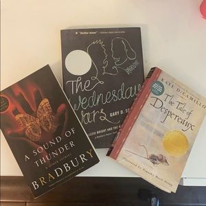 Selling 3 reading books